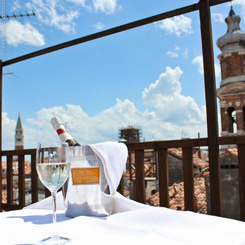 Altana Rialto Apartment Venetië Buitenkant foto